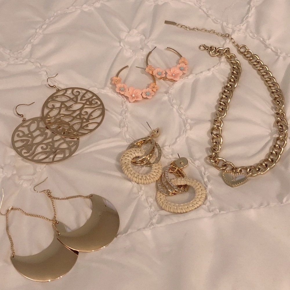 Amazing jewelry bundle!!!